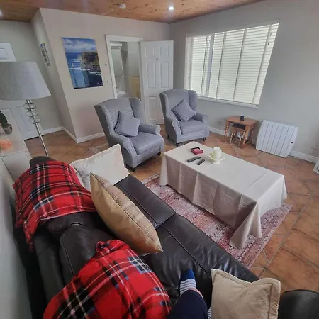 Oyster Hideaway - 1 Bedroom - Sleeps 2 Galway