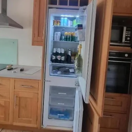 Oyster Hideaway - 1 Bedroom - Sleeps 2 Appartement Galway